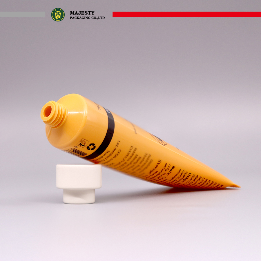 Handcreme in Aluminiumtube