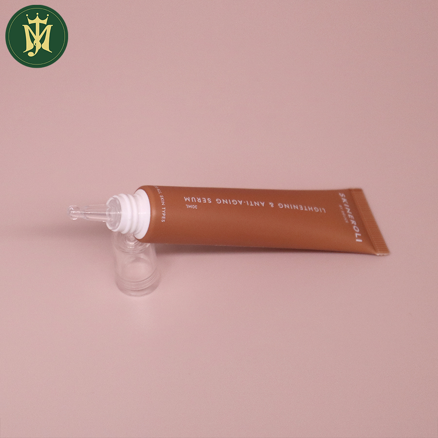 tubo cosmético transparente
