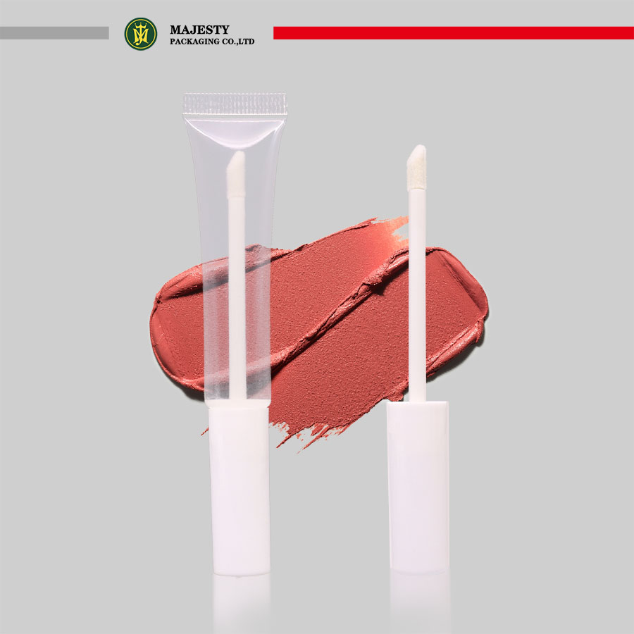Lippenpeeling in einer Tube
