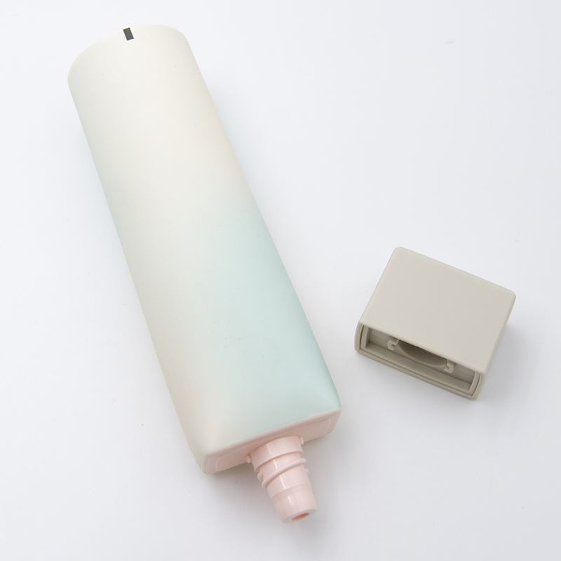 Handcreme in Aluminiumtube