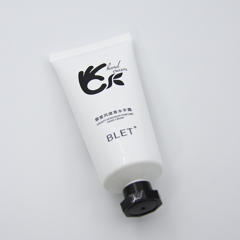 Lavendel-Handcreme in kleiner Metalltube