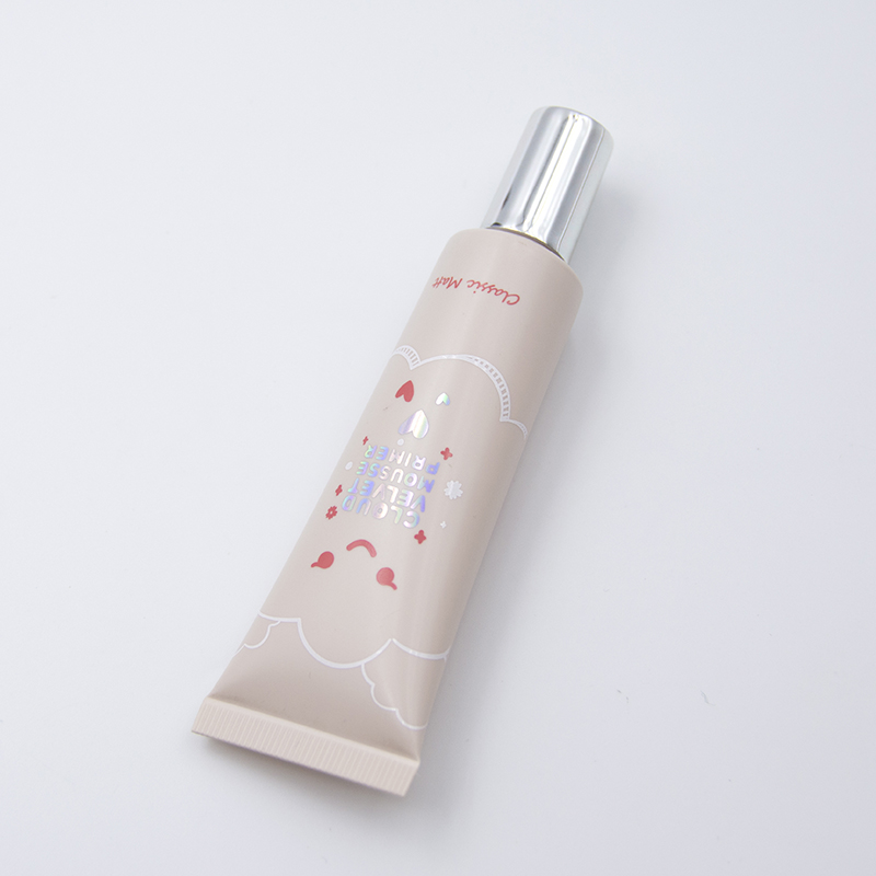 tubo cosmético vacío