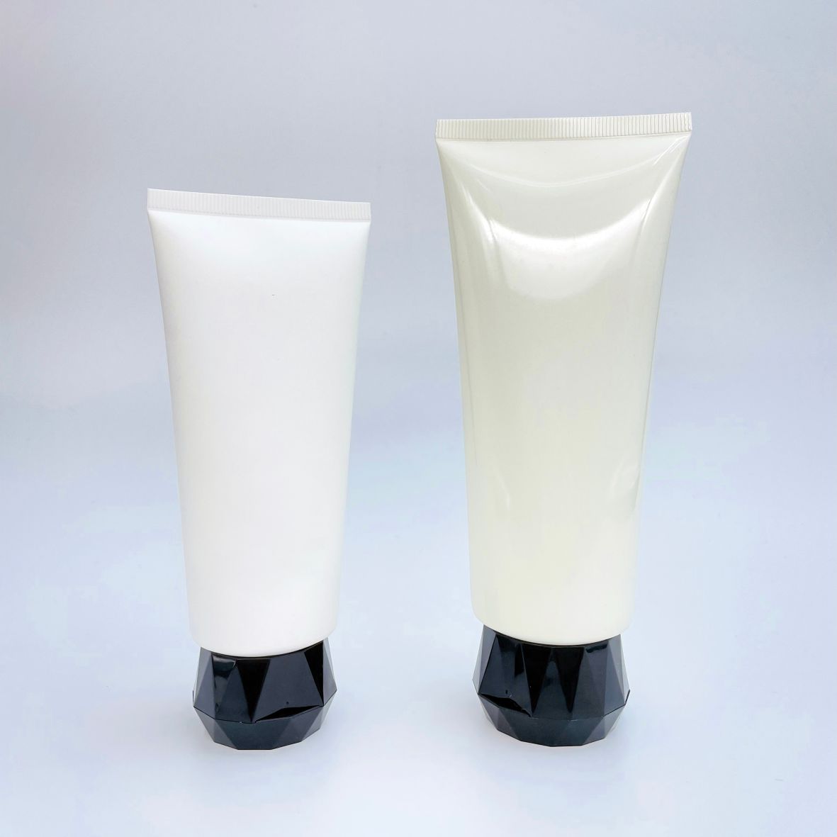 Mio Skincare Boob Tube + Multi-Action-Brustcreme