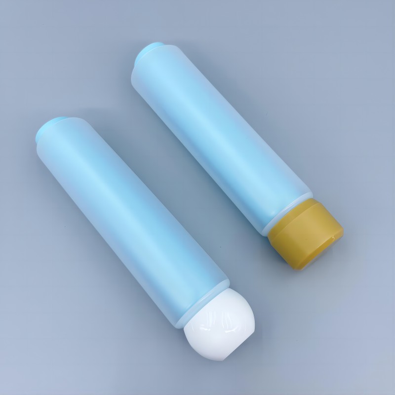 leere Concealer-Tube