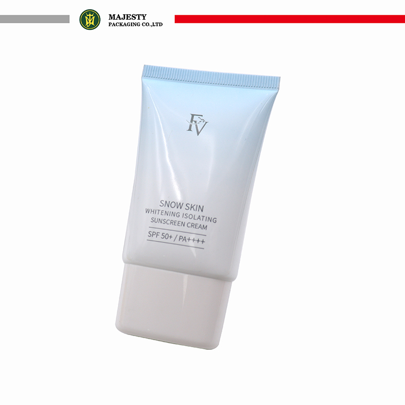 Tubos de crema de protección solar impresos en offset.