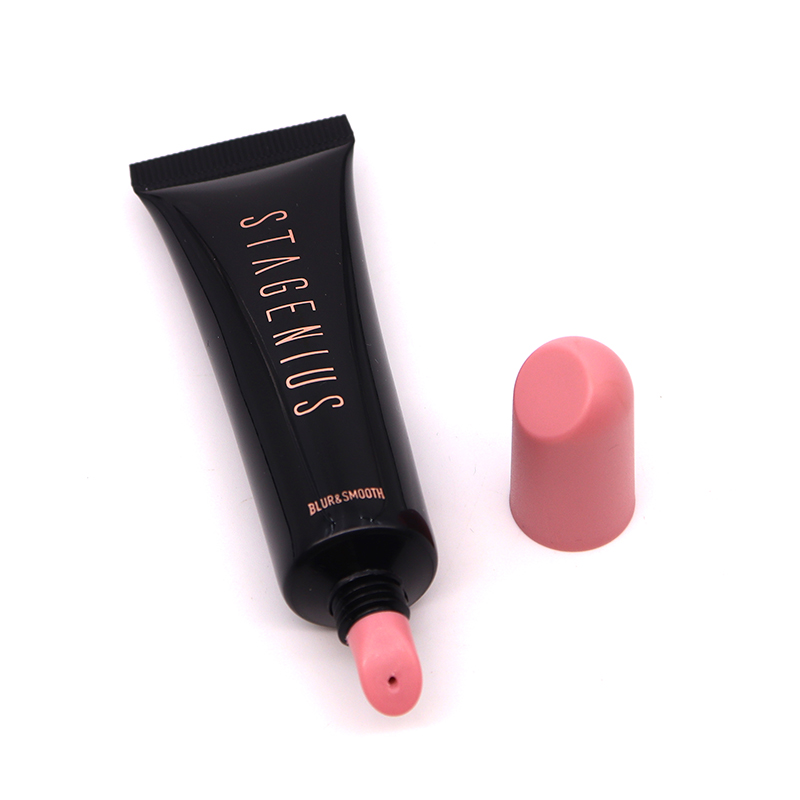 tubos vacíos de brillo de labios