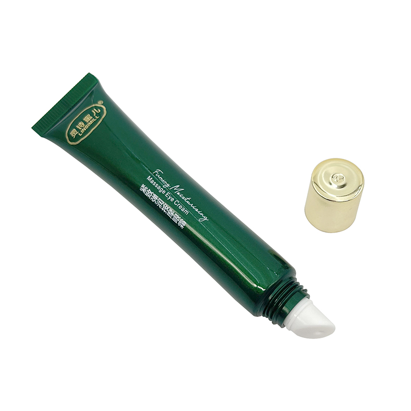 Tubos vacíos para apretar bálsamo labial.